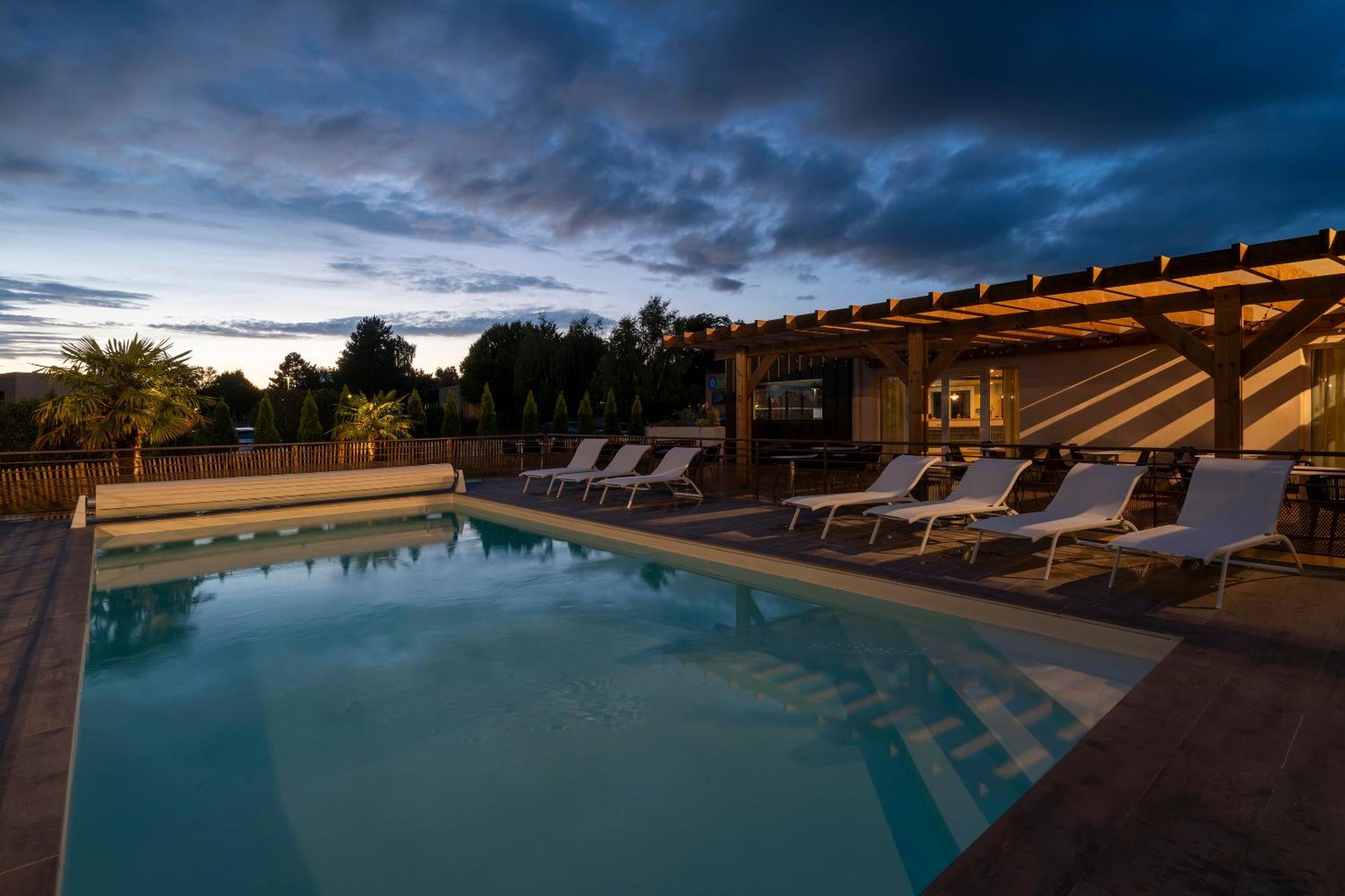 Sure Hotel By Best Western Caen Memorial Zewnętrze zdjęcie